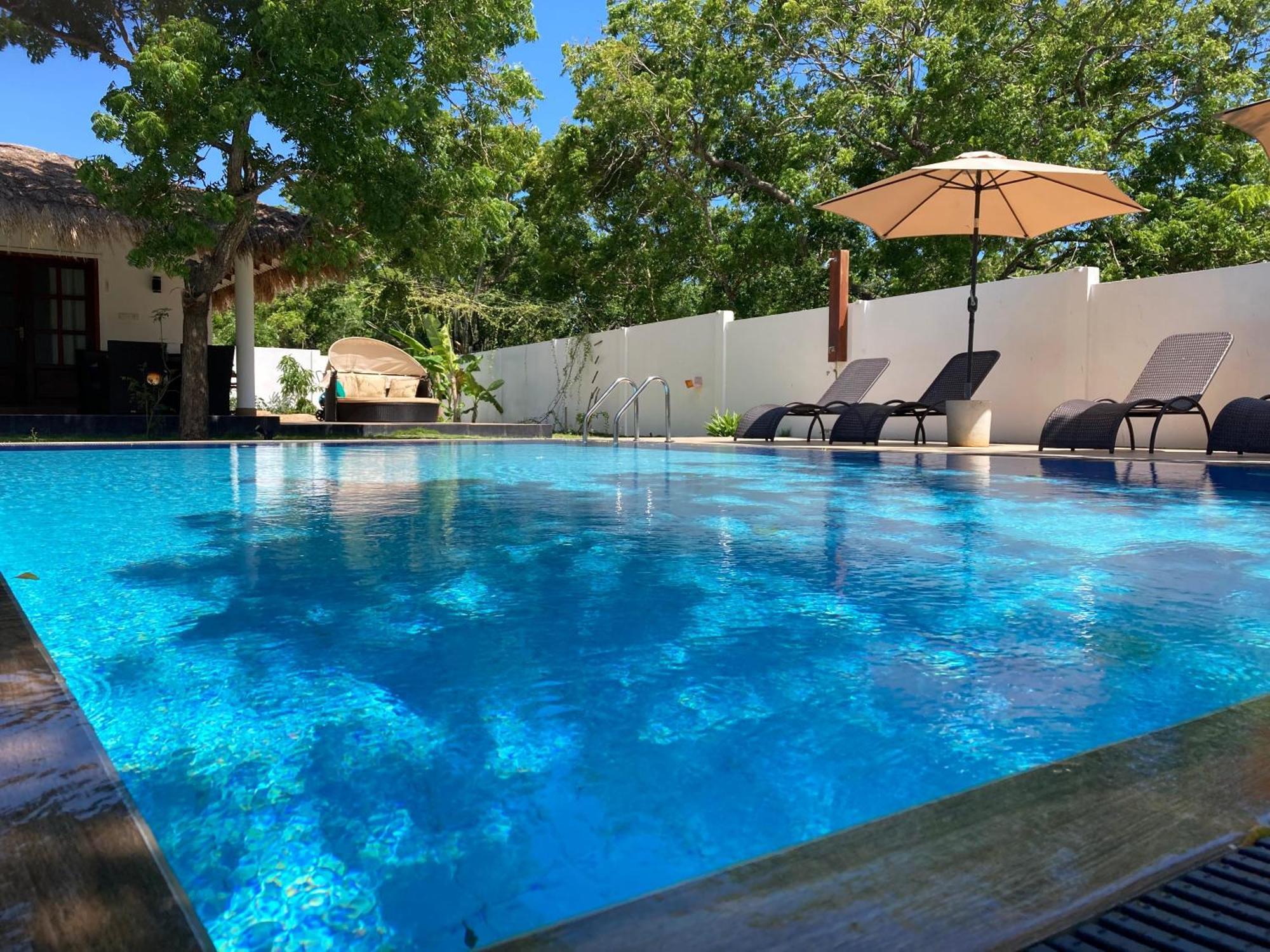 Kirinda Paradise Yala Luaran gambar