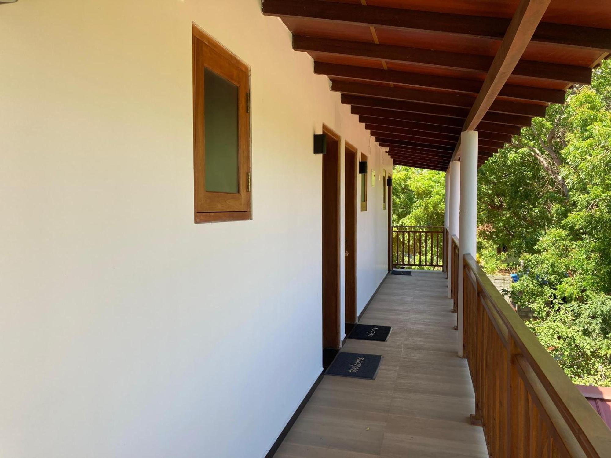 Kirinda Paradise Yala Luaran gambar